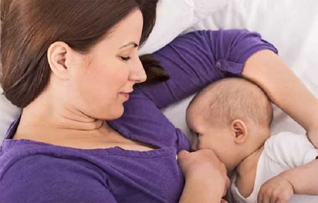 শিশুকে কতদিন দুধ পান করানো উচিত?