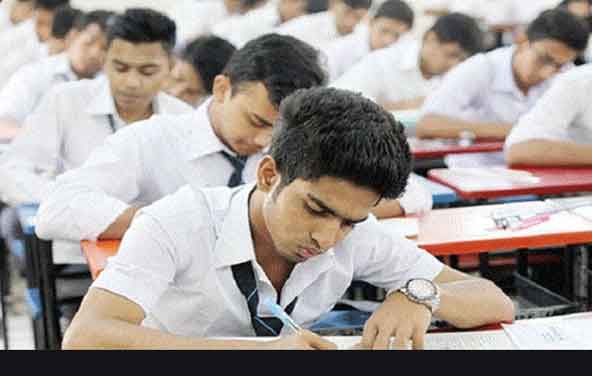 এইচএসসির ফরম পূরণের টাকা ফেরত পাচ্ছে শিক্ষার্থীরা