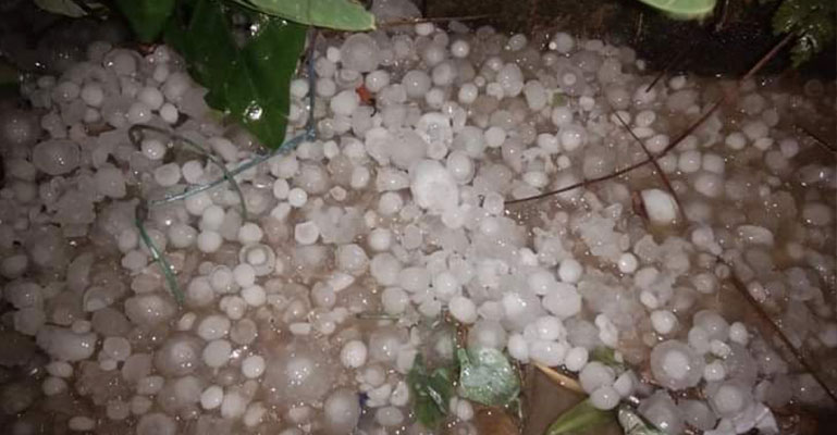 দেশের বিভিন্ন স্থানে ঝড়ো হাওয়াসহ শিলাবৃষ্টির পূর্বাভাস