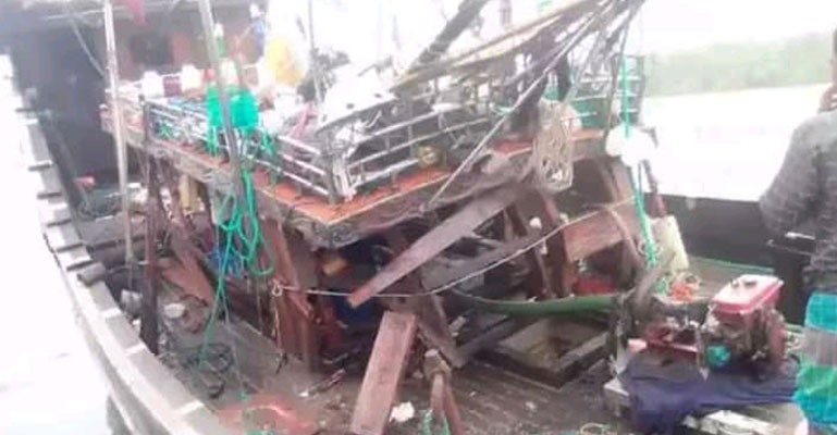 ট্রলারে বিস্ফোরণ: অগ্নিদগ্ধ ১২ জেলের ৬ জনের মৃত্যু