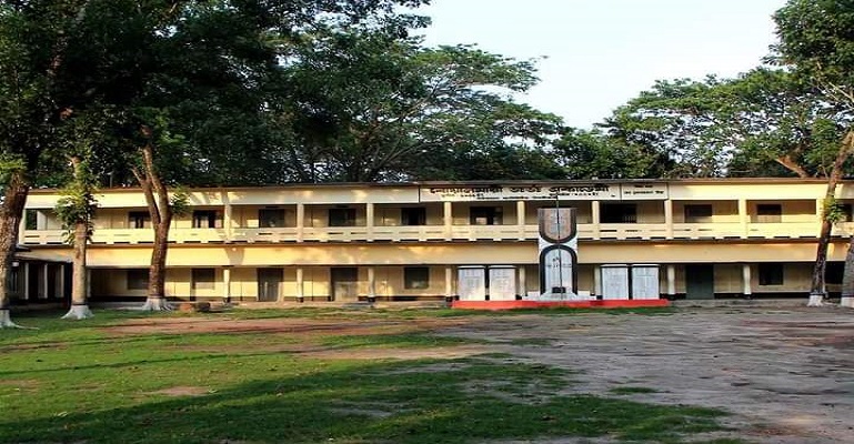 বোয়ালমারীতে জেএসসি রেজিষ্ট্রেশনে অতিরিক্ত অর্থ আদায়ের অভিযোগ