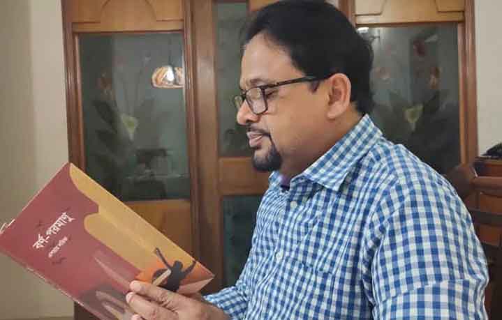 বই পড়ার কোনো বিকল্প নেই