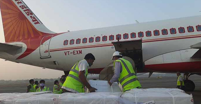 মোদির সঙ্গে আসছে উপহারের ১২ লাখ টিকা