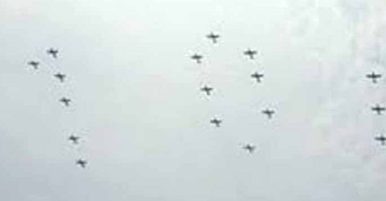 আকাশে ১০১ ও ৫০ লিখবে বিমানবাহিনী