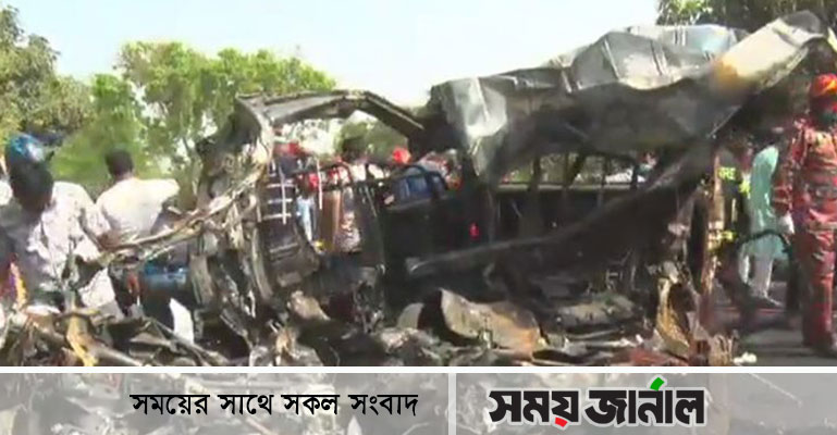 বাস-মাইক্রোবাস-লেগুনার ত্রিমুখি সংঘর্ষ, নিহত ১৭