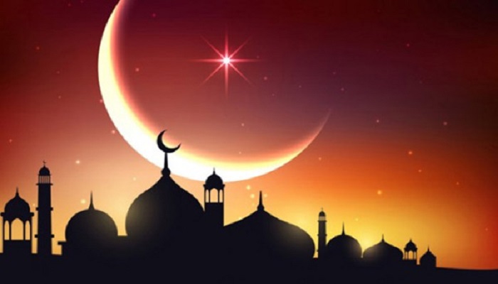 মহিমান্বিত রজনীতে ইবাদতে মশগুল ছিলেন মুসলমানরা