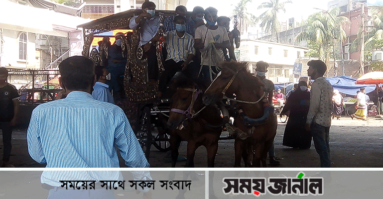 'রাজকীয় লকডাউন'!