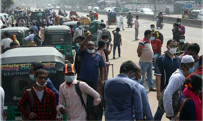 রিকশা, সিএনজি চালিত অটোরিকশা ও ব্যক্তিগত গাড়ির রাজত্ব