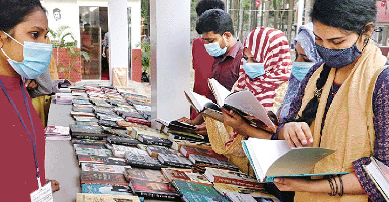 বইমেলা শেষ হচ্ছে ১২ এপ্রিল : সংস্কৃতি প্রতিমন্ত্রী
