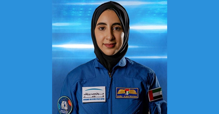 মহাকাশে নারী পাঠাচ্ছে আমিরাত