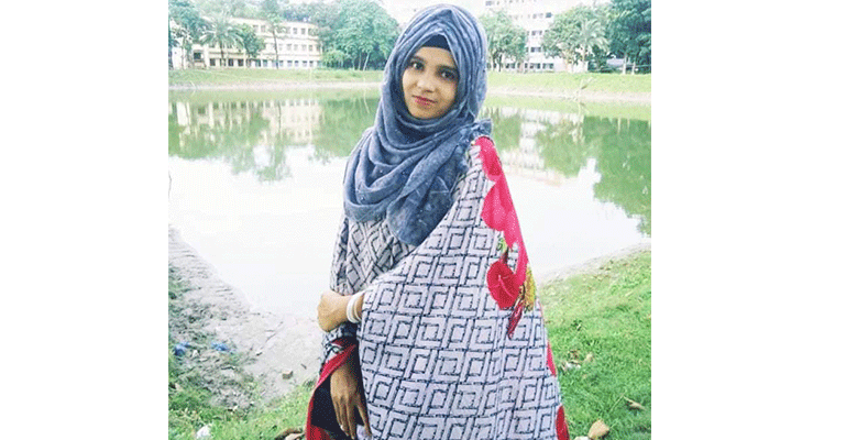 মরিয়ম মেরিনার 'নাকফুল'