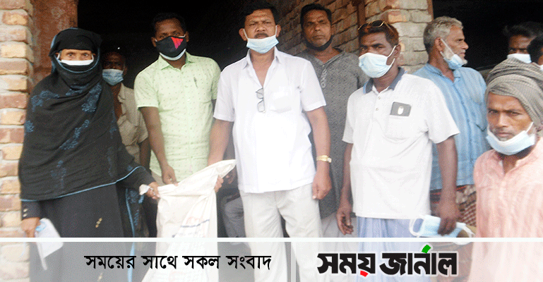 মোড়েলগঞ্জে ২২ শ পরিবার পেল ১০ টাকার চাল