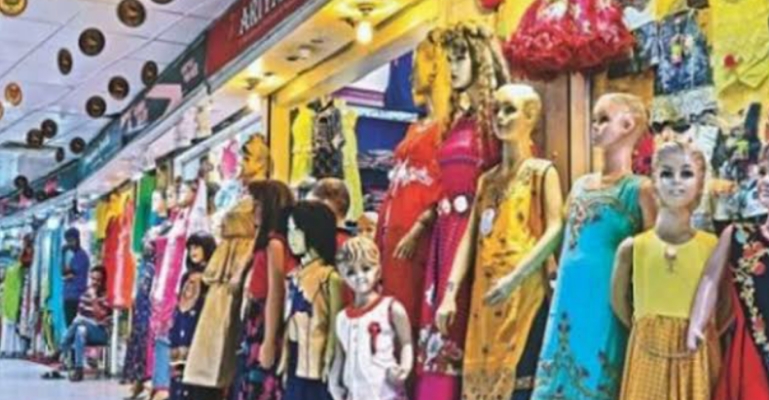 রোববার থেকে শর্ত সাপেক্ষে দোকান-শপিংমল খোলা