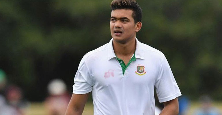 দিনের শুরুতেই দুই সেঞ্চুরিয়ানকে বিদায় করলেন তাসকিন