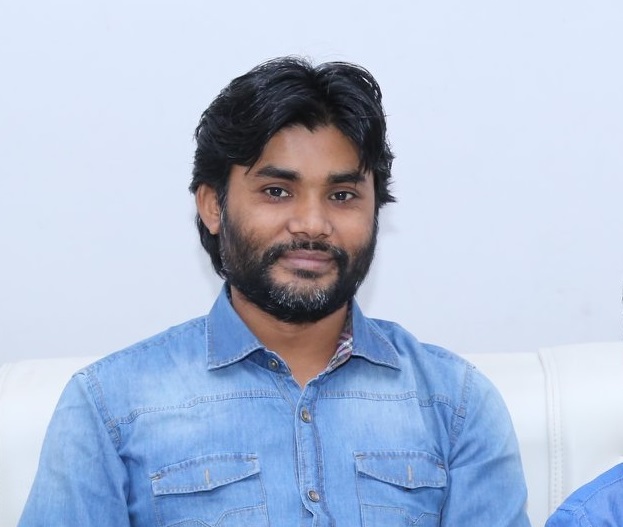 চিতা জ্বলে ক্রিকেটও চলে!