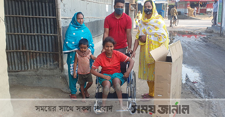 এ যেনো এক তৃপ্তির হাসি