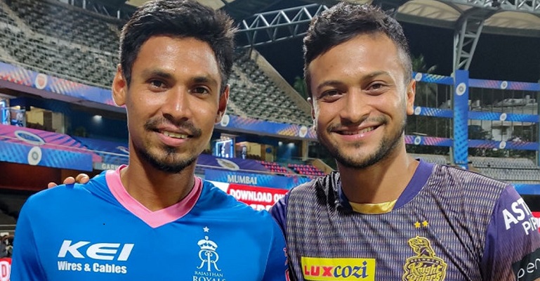 দেশে ফিরেছেন সাকিব-মোস্তাফিজ