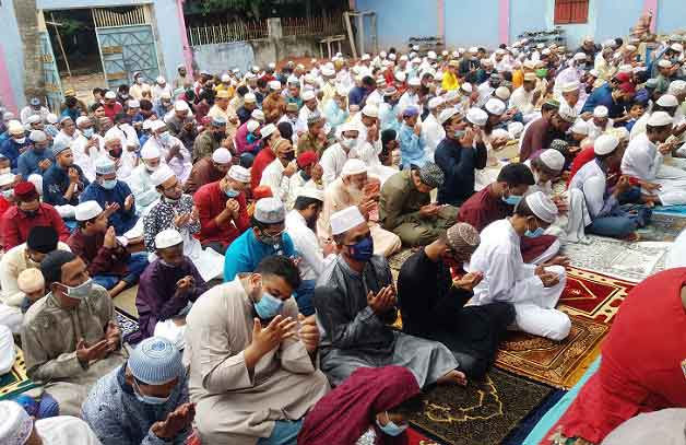 দিনাজপুরের ৭ হাজার মসজিদে ঈদুল ফিতরের জামায়াত অনুষ্ঠিত
