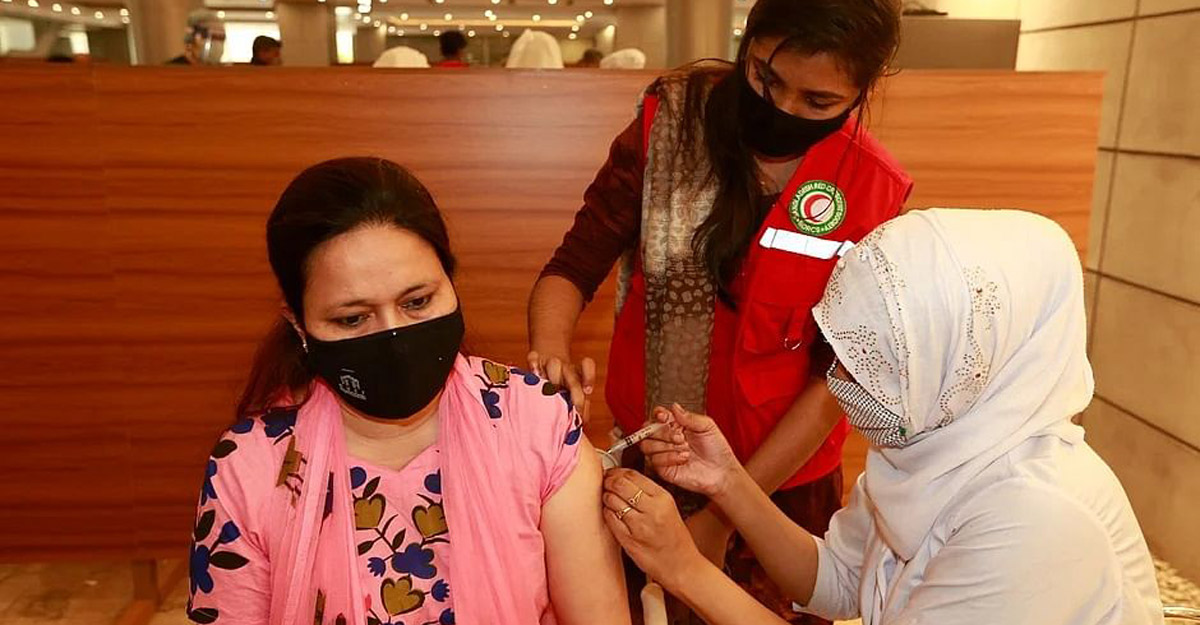 চীনের টিকা প্রয়োগ শুরু ২৫ মে