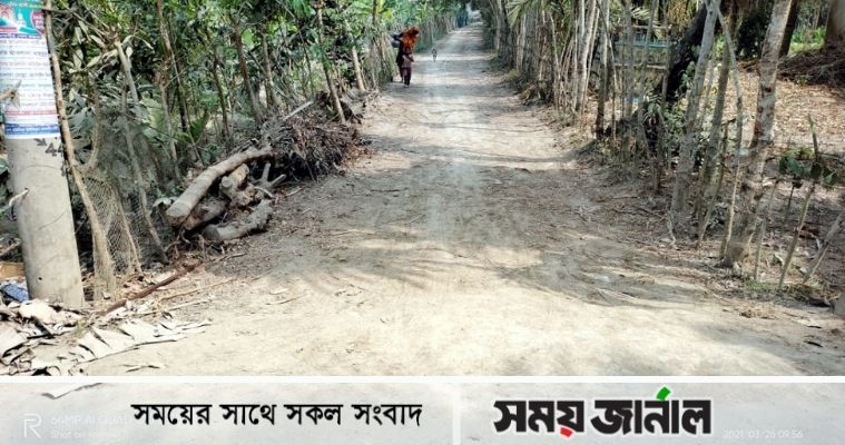 মোড়েলগঞ্জে গুরুত্বপূর্ণ কাঁচা রাস্তা আর পাকা হয় না!