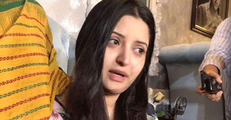 ৬ ব্যবসায়ীর নামোল্লেখ করে পরীমনির মামলা