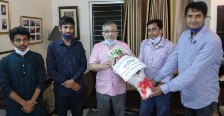 অধ্যাপক পারভেজ'র জন্মদিনে সময় জার্নাল'র শুভেচ্ছা