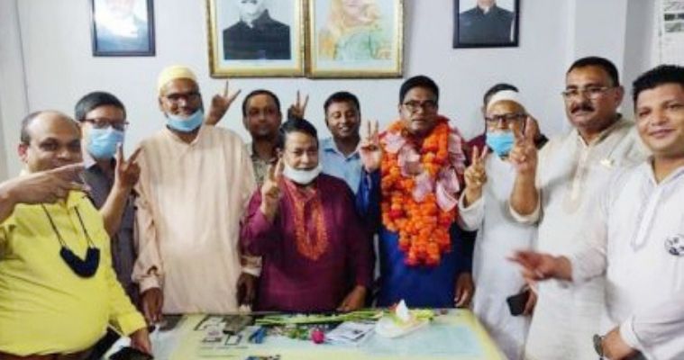 সেতাবগঞ্জ পৌর মেয়র পদে বিপুল ভোটে জয় পেলেন আওয়ামী লীগের আসলাম
