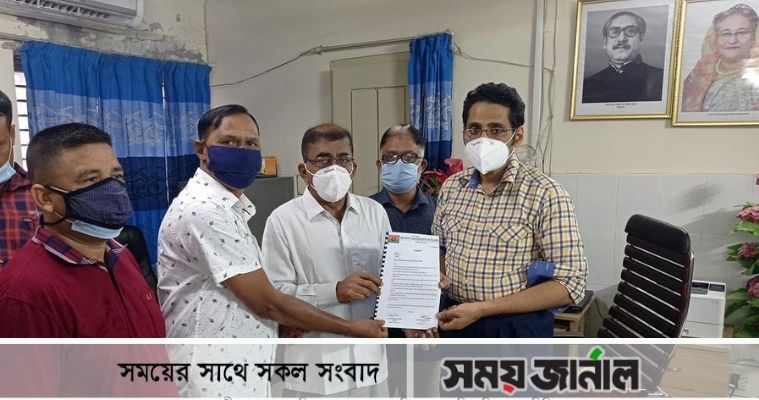 সাতক্ষীরায় করোনার বিস্তার রোধে ৭দফা দাবিতে বিএনপির স্মারকলিপি প্রদান