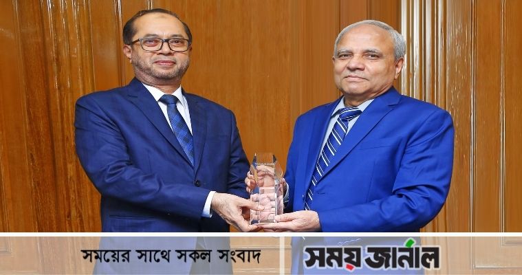 ‘বেস্ট রিটেইল ব্যাংক ইন বাংলাদেশ’ অ্যাওয়ার্ড পেলো ইসলামী ব্যাংক