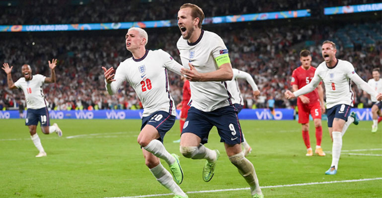 ৫৫ বছর পর ফাইনালে ইংল্যান্ড