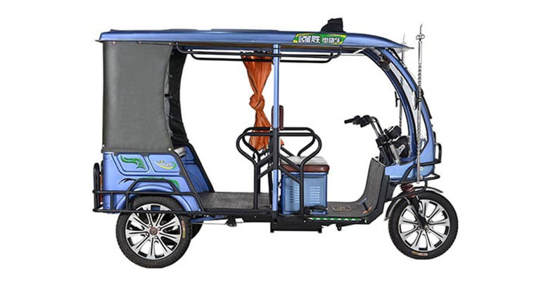 ঢাকাতে ইজিবাইকের ব্যাটারির চার্জার বিস্ফোরণে দগ্ধ ৫