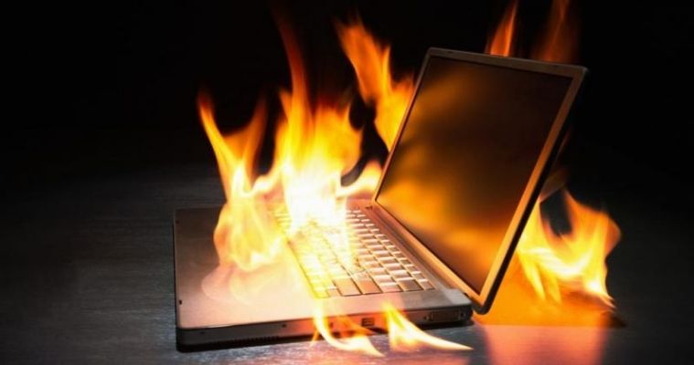 ল্যাপটপ গরম হচ্ছে? যেভাবে সমাধান করবেন