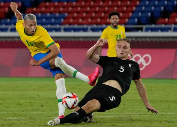 অলিম্পিক ফুটবল : জার্মানিকে উড়িয়ে দিল ব্রাজিল