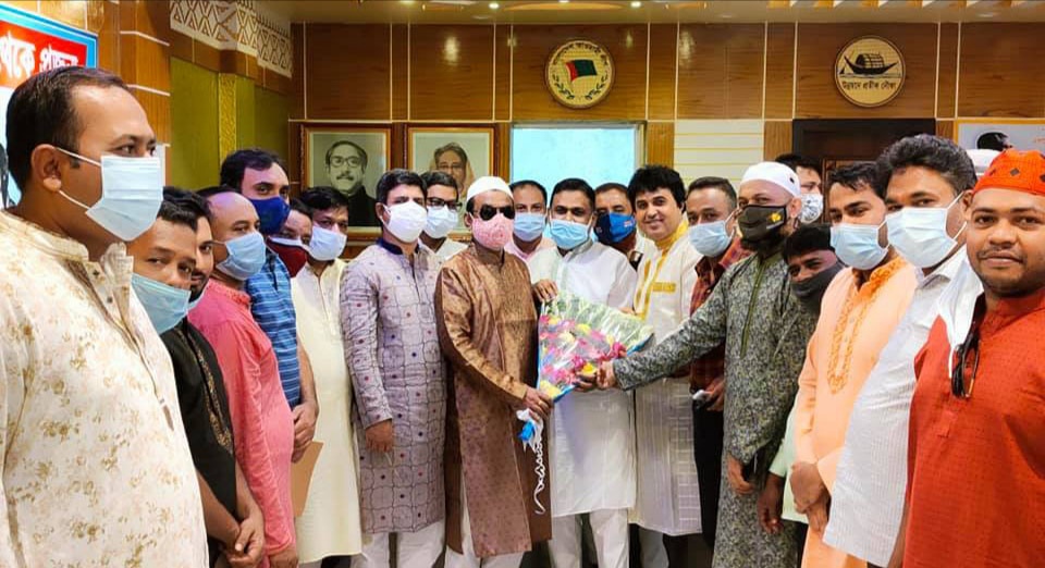 চৌদ্দগ্রামে ইউআইটিএস বিশ্ববিদ্যালয়ের ডিন ড. আবদুল মান্নানকে সংবর্ধনা