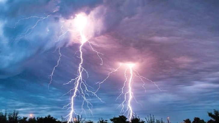 নবাবগঞ্জে বজ্রপাতে কৃষকের মৃত্যু