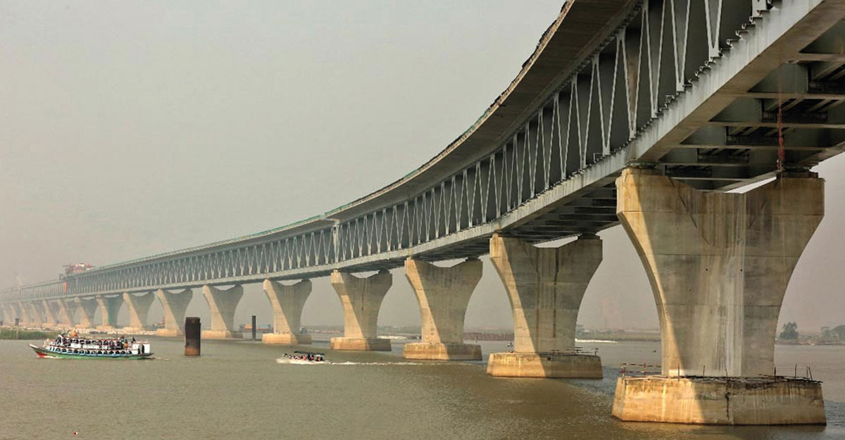 পদ্মা সেতুর ১০ নম্বর পিলারে ফের ফেরির ধাক্কা