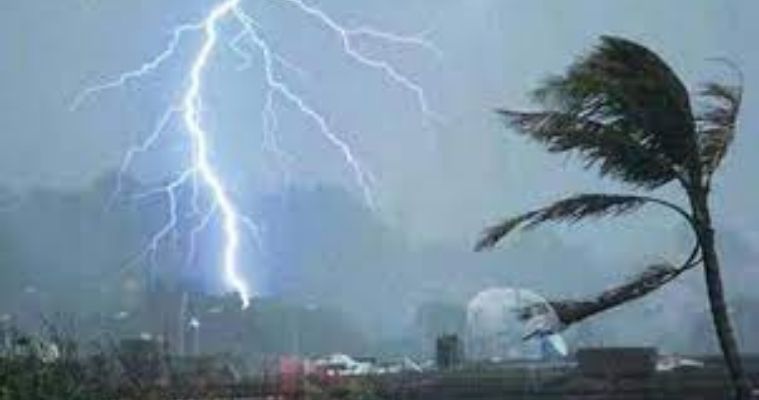 দিনাজপুরে ফুটবল খেলার সময় বজ্রপাতে ৪ শিশুর মৃত্যু