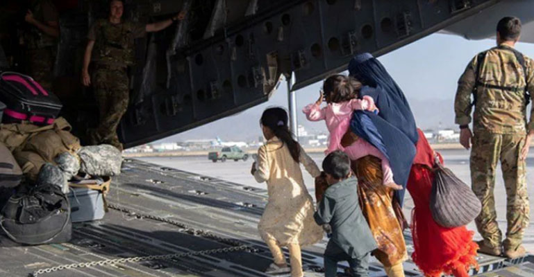 হামলার উচ্চঝুঁকিতে’ কাবুল বিমানবন্দর