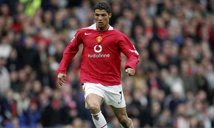 কবে ওল্ড ট্র্যাফোর্ডে ফিরছেন রোনালদো, জানালেন ম্যানইউ কোচ