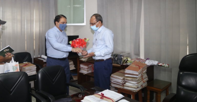 রাবি উপাচার্যের সঙ্গে ভারতীয় সহকারী হাই কমিশনারের সৌজন্য সাক্ষাৎ