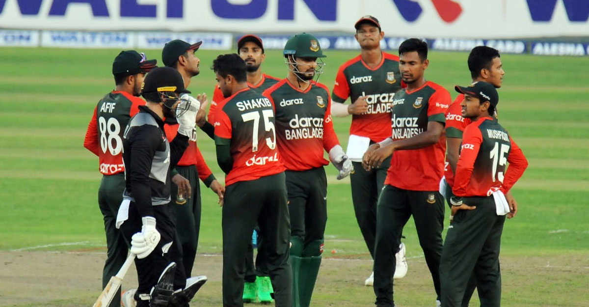 রবিবার বিশ্বকাপের চূড়ান্ত দল ঘোষণা