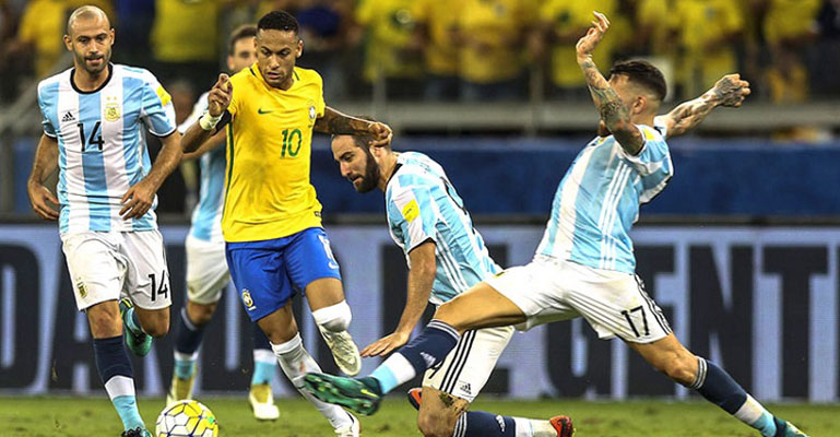 ব্রাজিল-আর্জেন্টিনা মুখোমুখি আজ