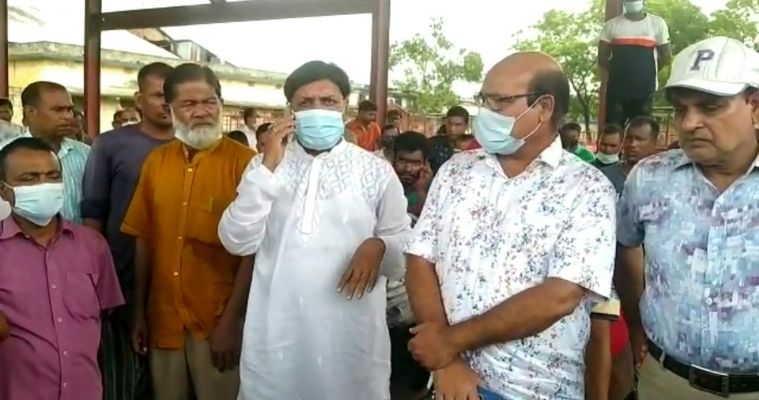 সমন্বয়ের আদেশে বিক্ষুদ্ধ শ্রমিক-কর্মচারীরা, নর্থবেঙ্গল সুগার মিলে পুলিশ মোতায়েন