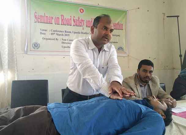 দেশের জনগণকে চিকিৎসা করার জন্যই আপনাদের নিয়োগ