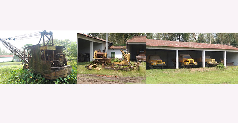 অযত্নে নষ্ট হচ্ছে কোটি টাকা মূল্যের যন্ত্রাংশ!