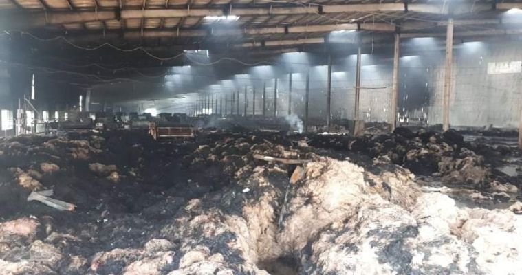 ১৮ ঘন্টা পর ফরিদপুরের জনতা পাটকলের আগুন নিয়ন্ত্রণে