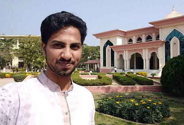 কোমলমতি শিক্ষার্থীদের হাতে স্মার্টফোন আর নয়