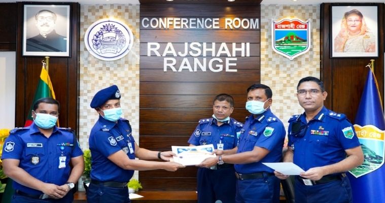 রাজশাহী রেঞ্জের শ্রেষ্ঠ ওসি ও গোয়েন্দা পুলিশ পরিদর্শক জয়পুরহাট সদর থানার