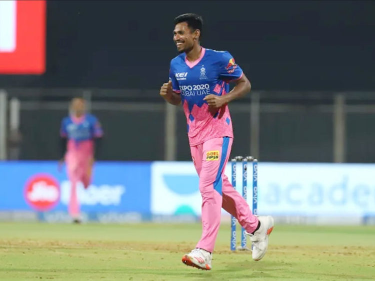 মোস্তাফিজকে নিয়ে ব্যাটিংয়ে রাজস্থান