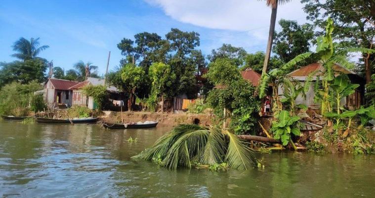 গজারিয়ায় অর্ধশত জেলে পরিবারের চোখে ঘুম নেই